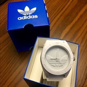 NWT White Adidas watch ✊🏻